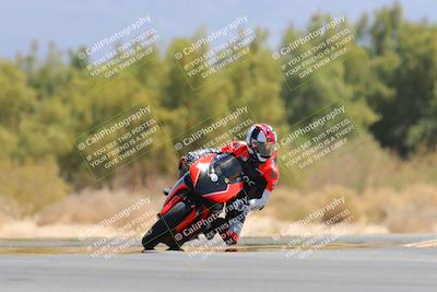 media/Apr-09-2023-SoCal Trackdays (Sun) [[333f347954]]/Turn 7 (1135am)/